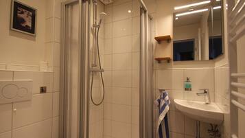 House | Bilik Mandi
