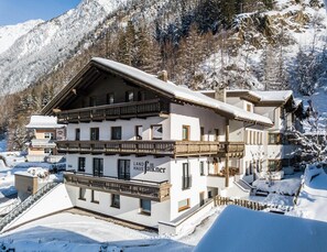 Apartment | Exterior - Apartment in Solden With a ski Storage (Soelden)
