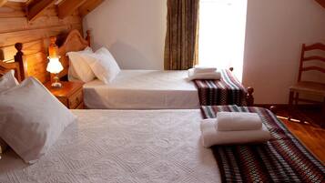 House | 4 bedrooms, individually furnished, bed sheets