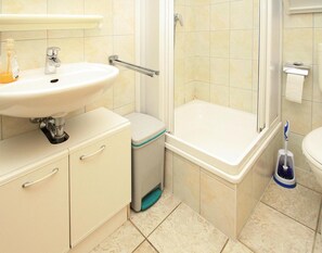 House | Bathroom