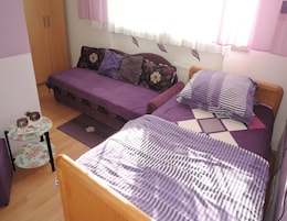 1 habitación y ropa de cama 