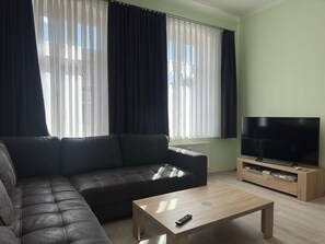 Apartment | Living room