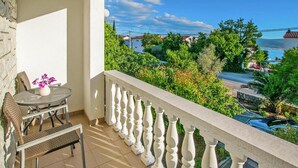 Apartment | Balcony - Apartment in Seline Near Paklenica Park (Starigrad)