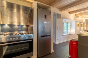 Casa | Cozinha privada | Chaleira elétrica, torradeira
