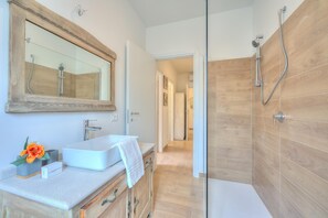 Apartment | 2 bedrooms, Internet - Elena Apartment - Family Friendly (Salò)