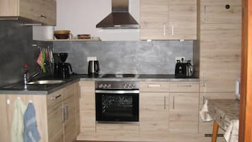 Rumah | Dapur pribadi | Ketel listrik dan pemanggang roti