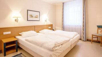 1 bedroom, individually furnished, bed sheets