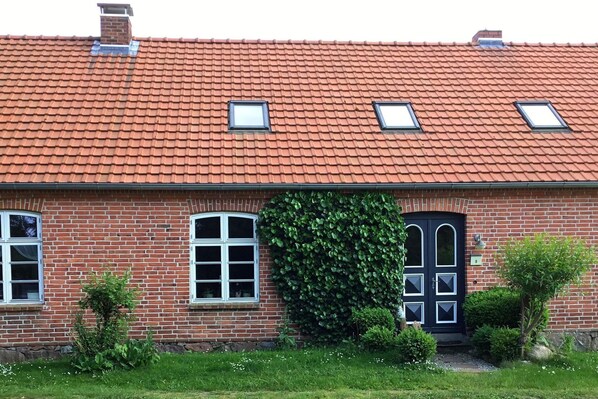 Apartment | Exterior