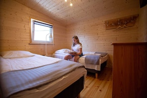 Bungalow | 3 bedrooms, individually furnished, bed sheets