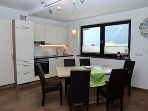 House | Dining - Apartment in Mittersill Near Hohe Tauern (Mittersill)