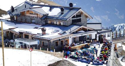 Chalet in Fugen Near Spieljochbahn