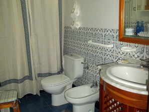House | Bathroom | Shower - Holiday Home Casa Guiniguada, Santa Brigida (Santa Brigida)