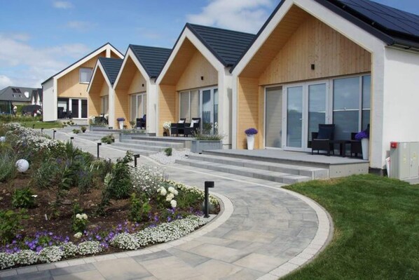 House | Exterior - Air-conditioned Holiday Homes, 2 Bedrooms (Mielno)