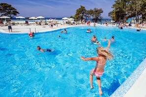 Apartment | Pool