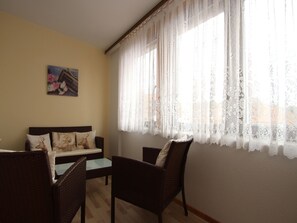 Living room - Ferienwohnung in der Nahe vom Hexentanzplatz (Thale)