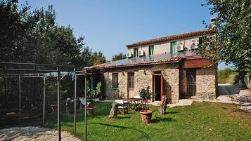 Apartment | Exterior