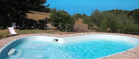 Apartment | Pool | Outdoor pool