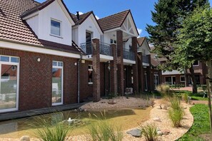 Apartment | Exterior - Komfortable Wohnung mit SPA und Pool (Langeoog)