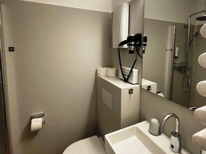 Apartment | Bathroom - Komfortable Wohnung mit SPA und Pool (Langeoog)