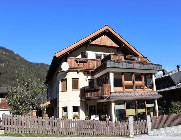 Apartment | Exterior