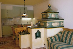 Private kitchen - Flat in St. Anton am Arlberg With Balcony (Sankt Anton am Arlberg)