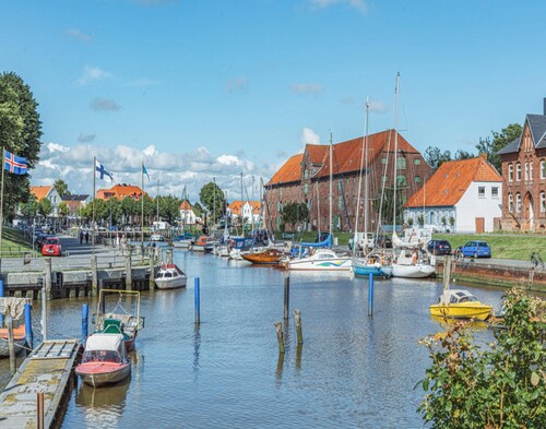 Ferienwohnung, Tonning