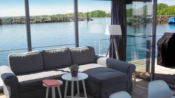 Mobile Home | Living room