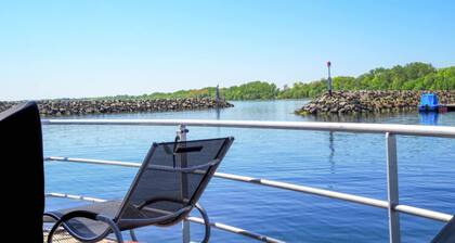 Hausboot in Boltenhagen