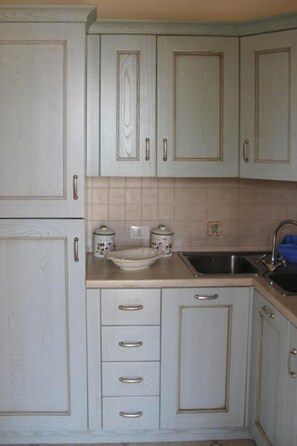 Apartment | Private kitchen - Apartment on Costa Rei With Sea View (Muravera)