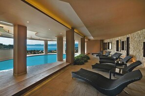 Apartment | Pool