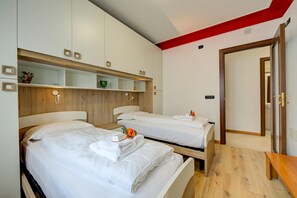 Rumah | 2 kamar tidur dan internet