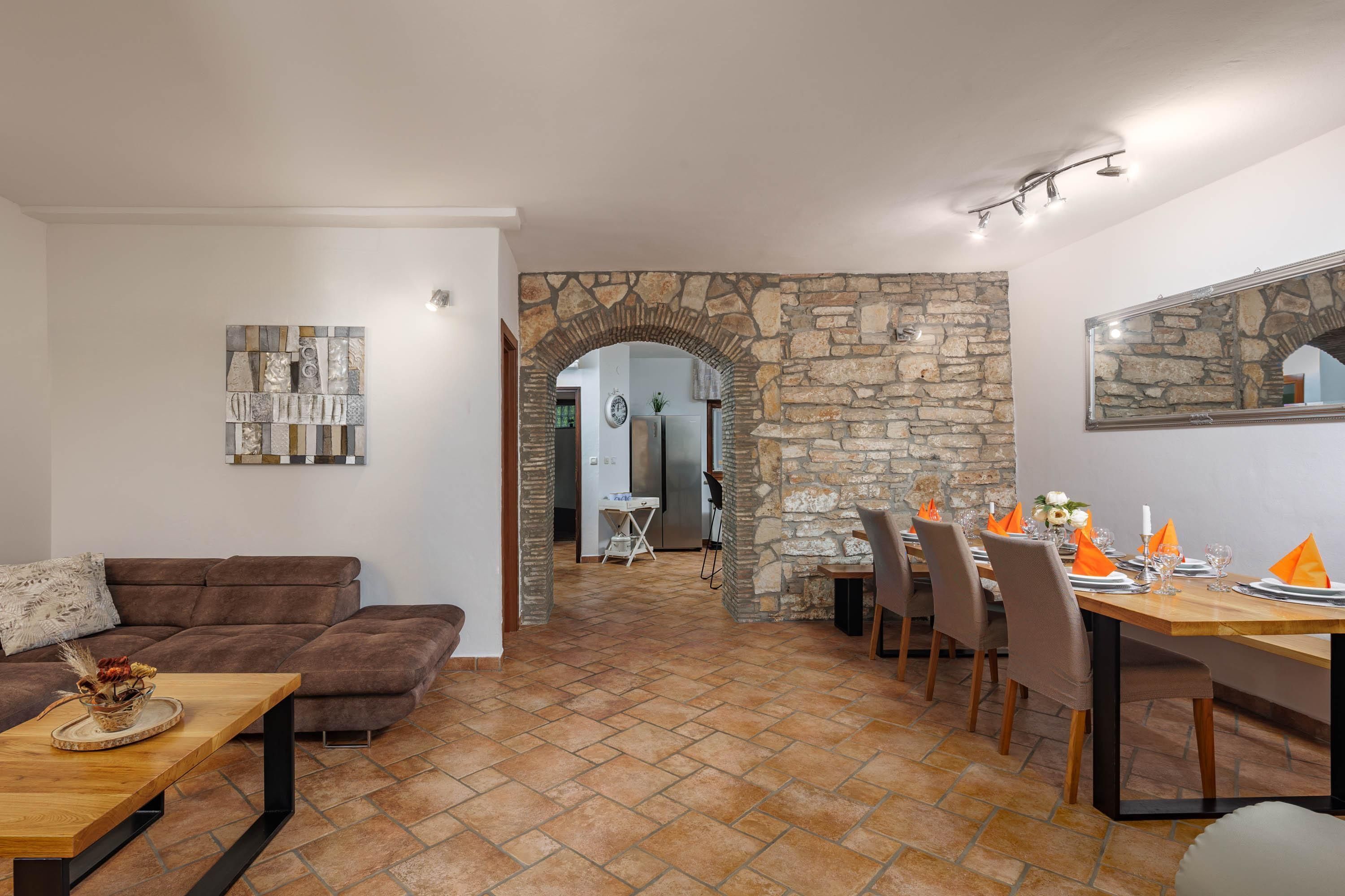 House | 4 bedrooms, Internet