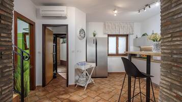 House | 4 bedrooms, Internet