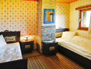 House | 5 bedrooms, bed sheets - Holiday Home Fankhaus, Kirchbichl (Kirchbichl)