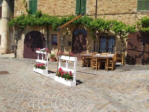 Huoneisto | Ruokailu