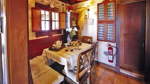 House | Dining - Seaview Holiday Home for 4 (Guia de Isora)