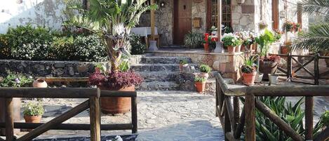 Nhà | Ngoại thất