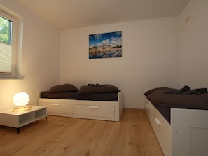 2 bedrooms, individually furnished, bed sheets - Ferienhaus am Rande der Lewitz (Lüblow)