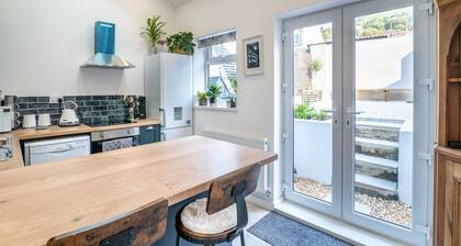 2 bedroom accommodation in Treorchy