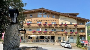 Apartment | Exterior - Penthouse in Niederau Near Ski Lift (Wildschönau)