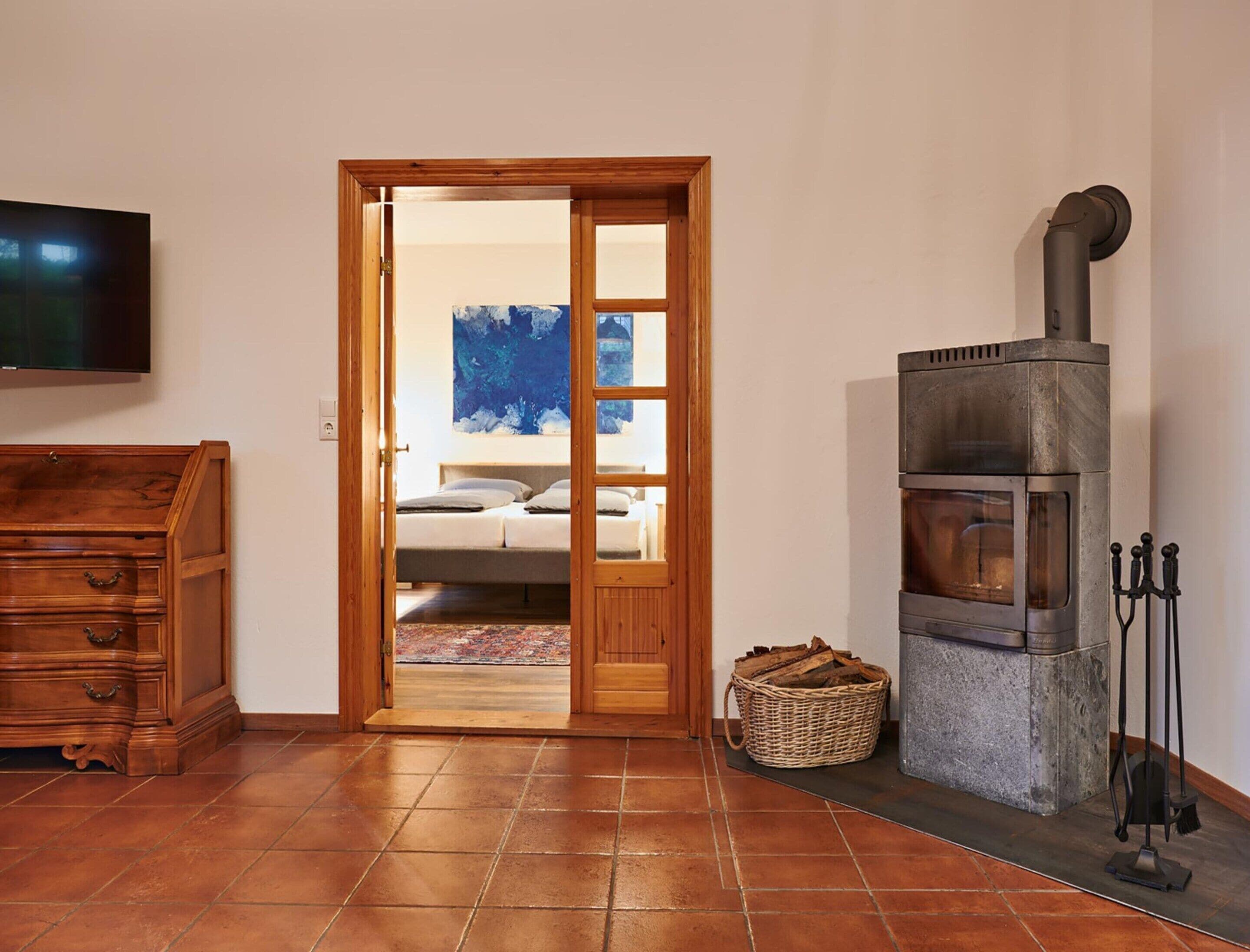 House | 4 bedrooms, individually furnished