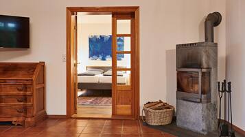 House | 4 bedrooms, individually furnished