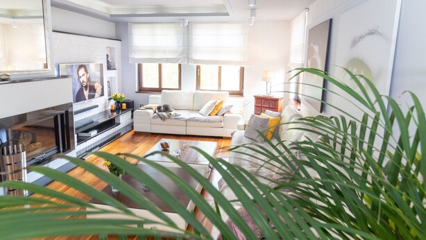 A modern living room with a sofa, coffee table, and a TV. - Holiday Home Near Baltic Sea & Swinoujscie (Swinoujscie)