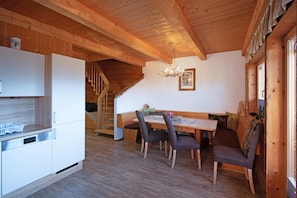 House | Dining - House in Zell am Ziller With Panoramic Views (Rohrberg)