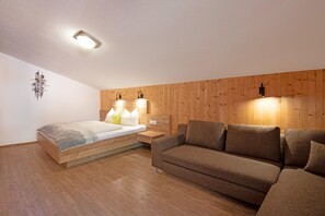 House | Living room - House in Zell am Ziller With Panoramic Views (Rohrberg)