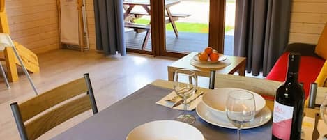 独立别墅 | 用餐