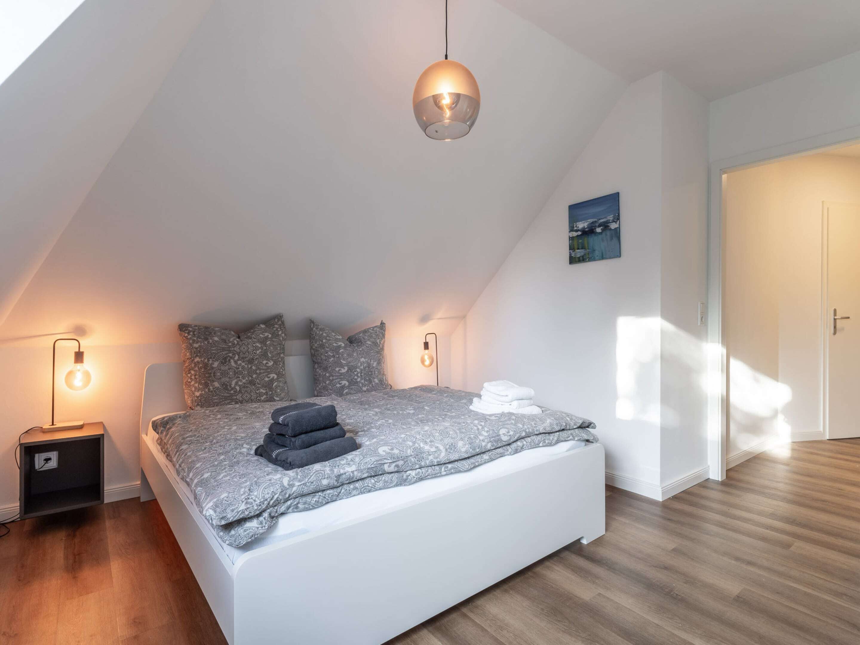 House | 2 bedrooms, individually furnished