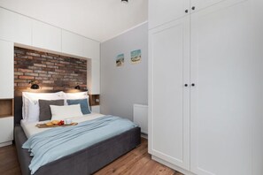 1 bedroom, individually furnished, iron/ironing board - Apartment by the Beach, Dziwnow (Dziwnów)