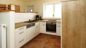 Apartment | Private kitchen | Toaster, high chair