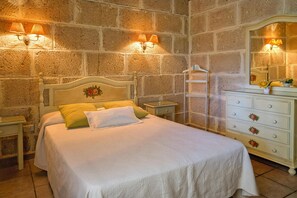 House | 2 bedrooms, individually furnished - Holiday Home in Malpais de Candelaria (Candelaria)